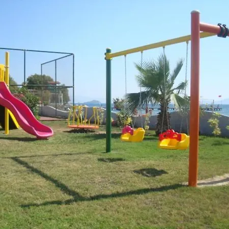 Sea And You Beachfront דירה טורגוטריס