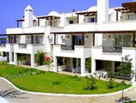 Sea And You Beachfront דירה *
